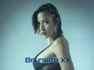 Brunette_xx