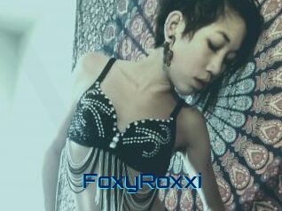 FoxyRoxxi