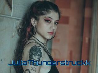 JuliaThunderstruckk