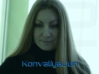 KonvaliyaJun Vidéos de Cul FR