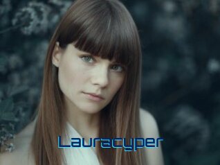 lauracyper Vidéos de Cul FR