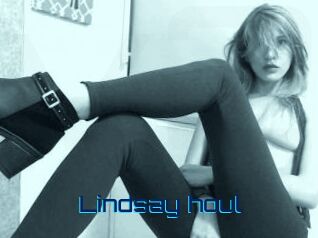 Lindsay_houl