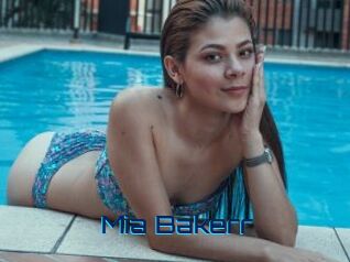 Mia_Bakerr