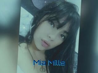 Mia_Mills