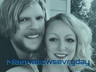 Miaswallowsevryday