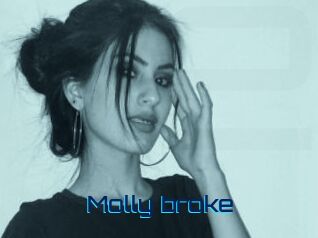 Molly_broke