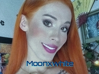 Moonxwhite