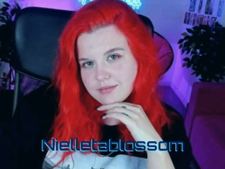 Nielletablossom