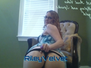 RileyVelvet