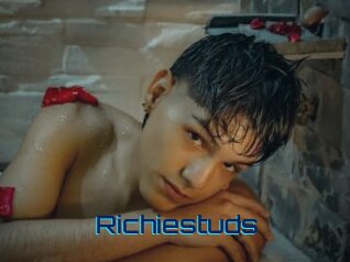 Richiestuds