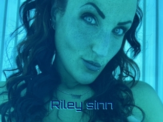 Riley_sinn